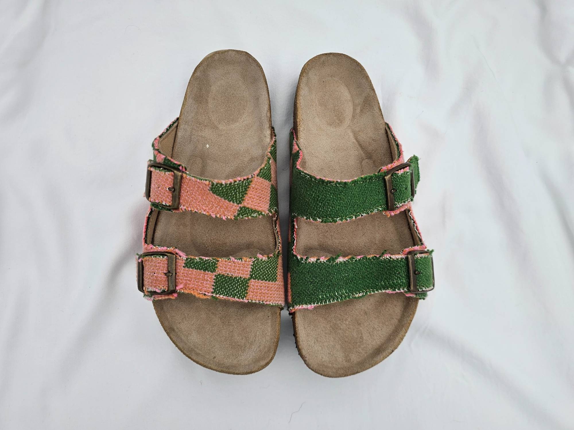 Green & Pink “Patoum” Sandals