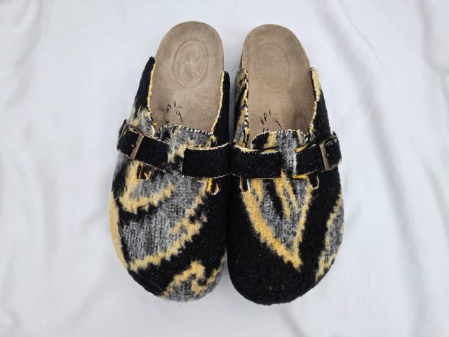 Yellow & Black “Patoum” Sandals