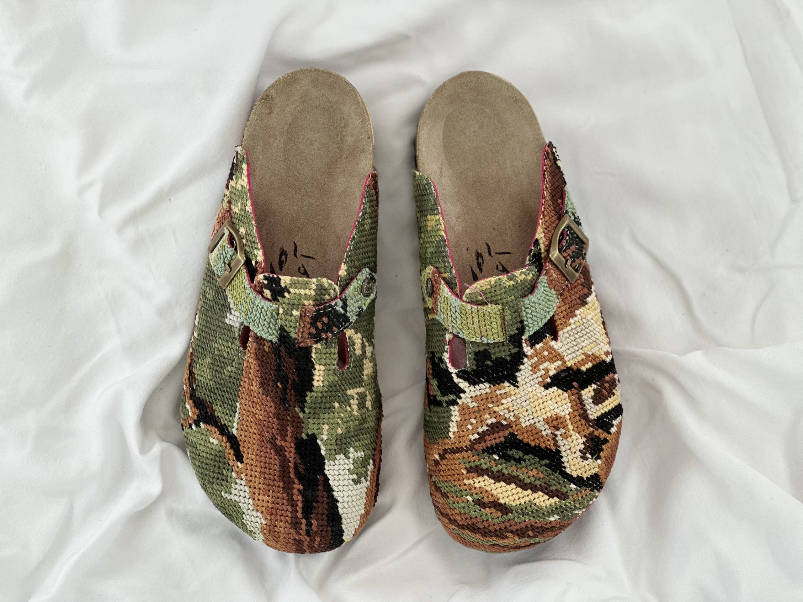 Color mix “Patoum” Sandals