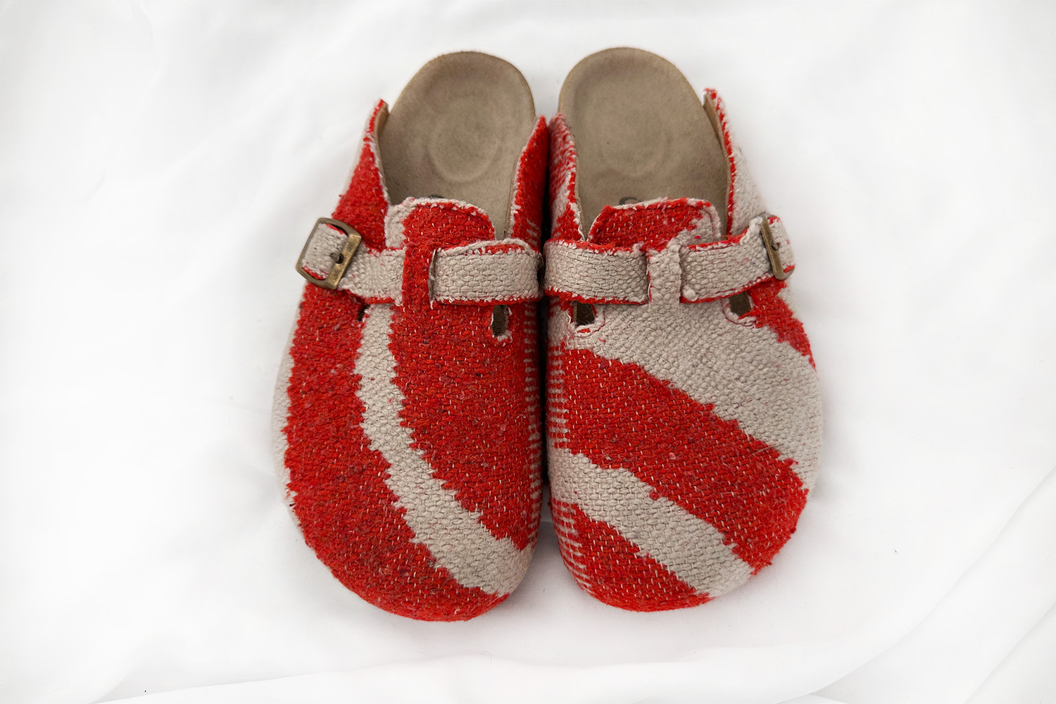 Red & White “Patoum” Sandals